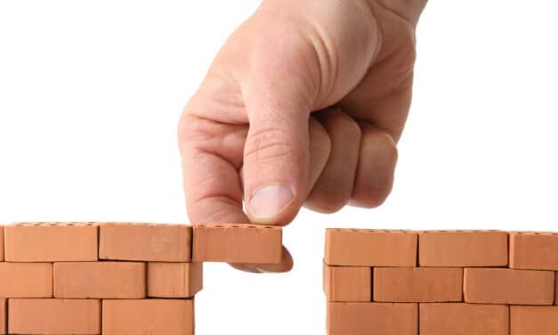 Bridging the Gap for Patients on DTC Orthodontics