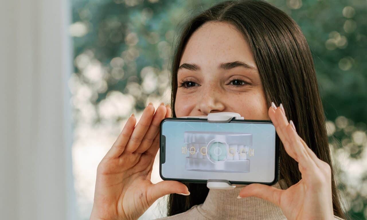DentalMonitoring AI Solution Receives FDA De Novo Approval