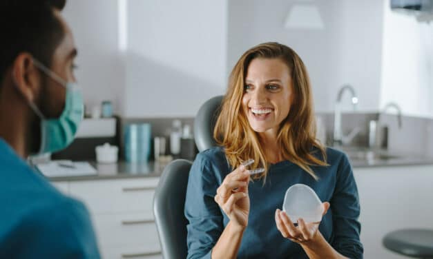 Smile Brands Offers Consultations to SmileDirectClub Patients